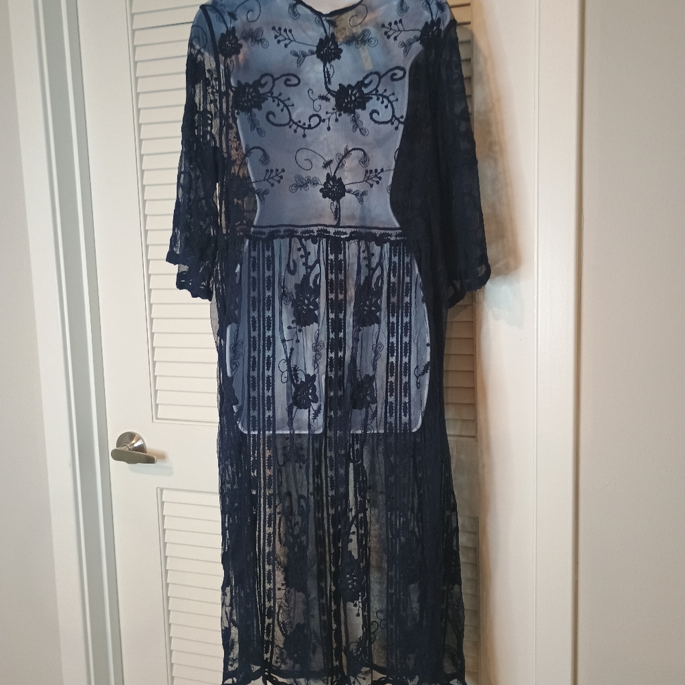 Forgotten Grace Elegant Dark Blue Long Sleeve Lace Cover Up Size Medium - Picture 2 of 7